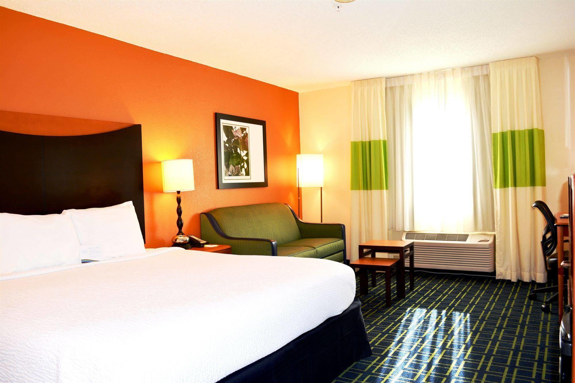 Fairfield Inn And Suites St Petersburg Clearwater Pinellas Park Esterno foto